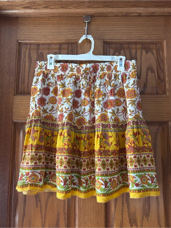 Alelly Dresses & Skirts - Floral Tiered Skater Skirt - Yellow & White